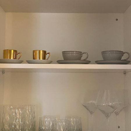 T&L Apartments Agiaos Tychonas Lemesós Eksteriør bilde