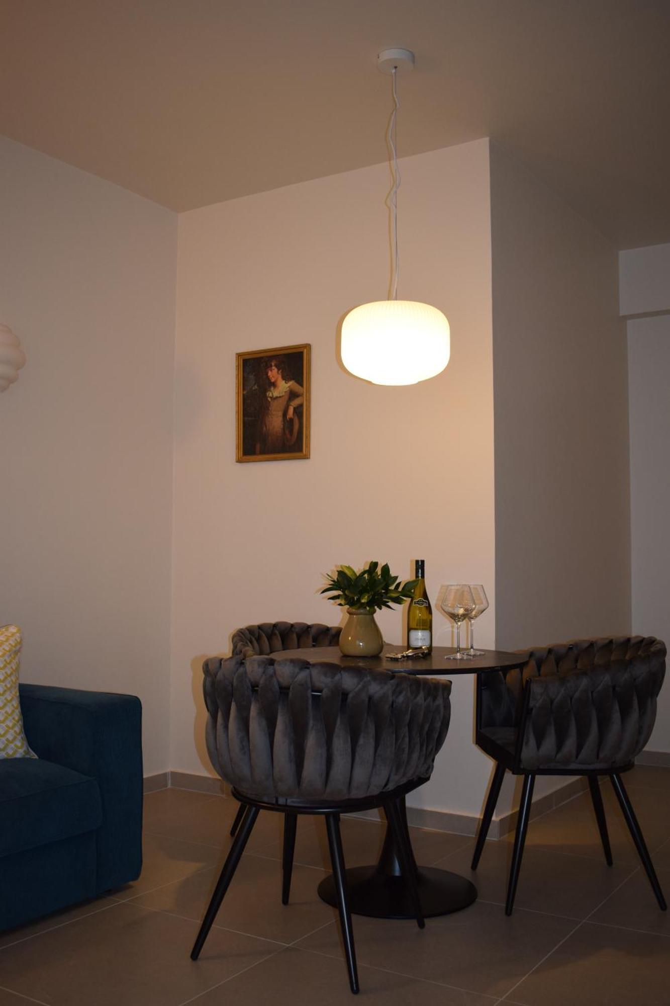 T&L Apartments Agiaos Tychonas Lemesós Eksteriør bilde