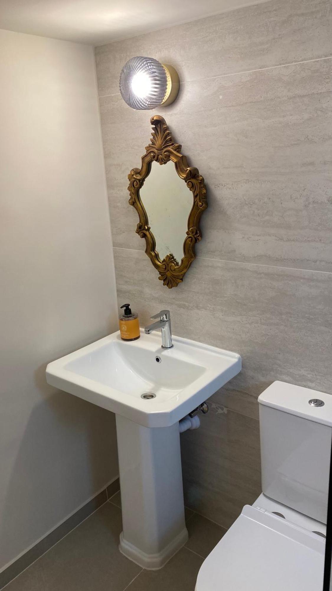 T&L Apartments Agiaos Tychonas Lemesós Eksteriør bilde