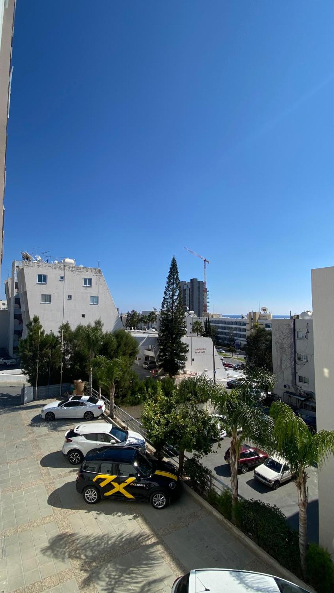T&L Apartments Agiaos Tychonas Lemesós Eksteriør bilde